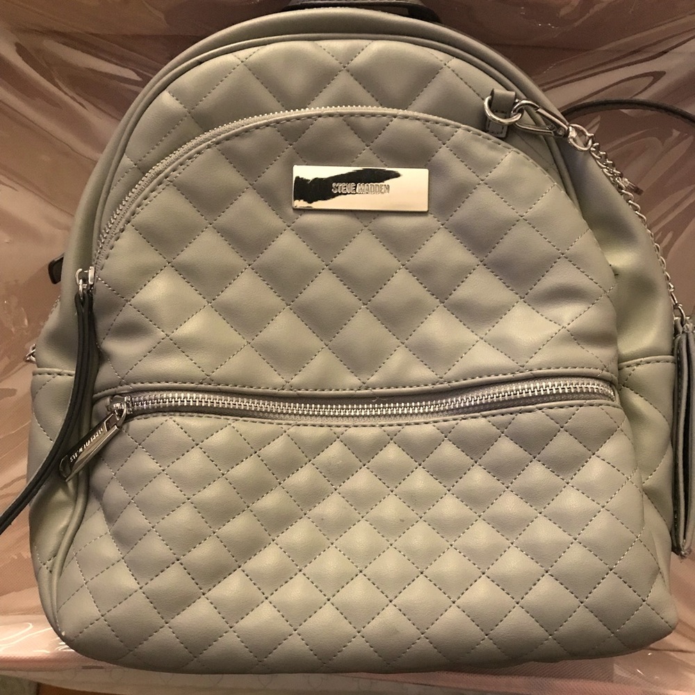 SOLD………..Steve madden backpack comes with an ID case